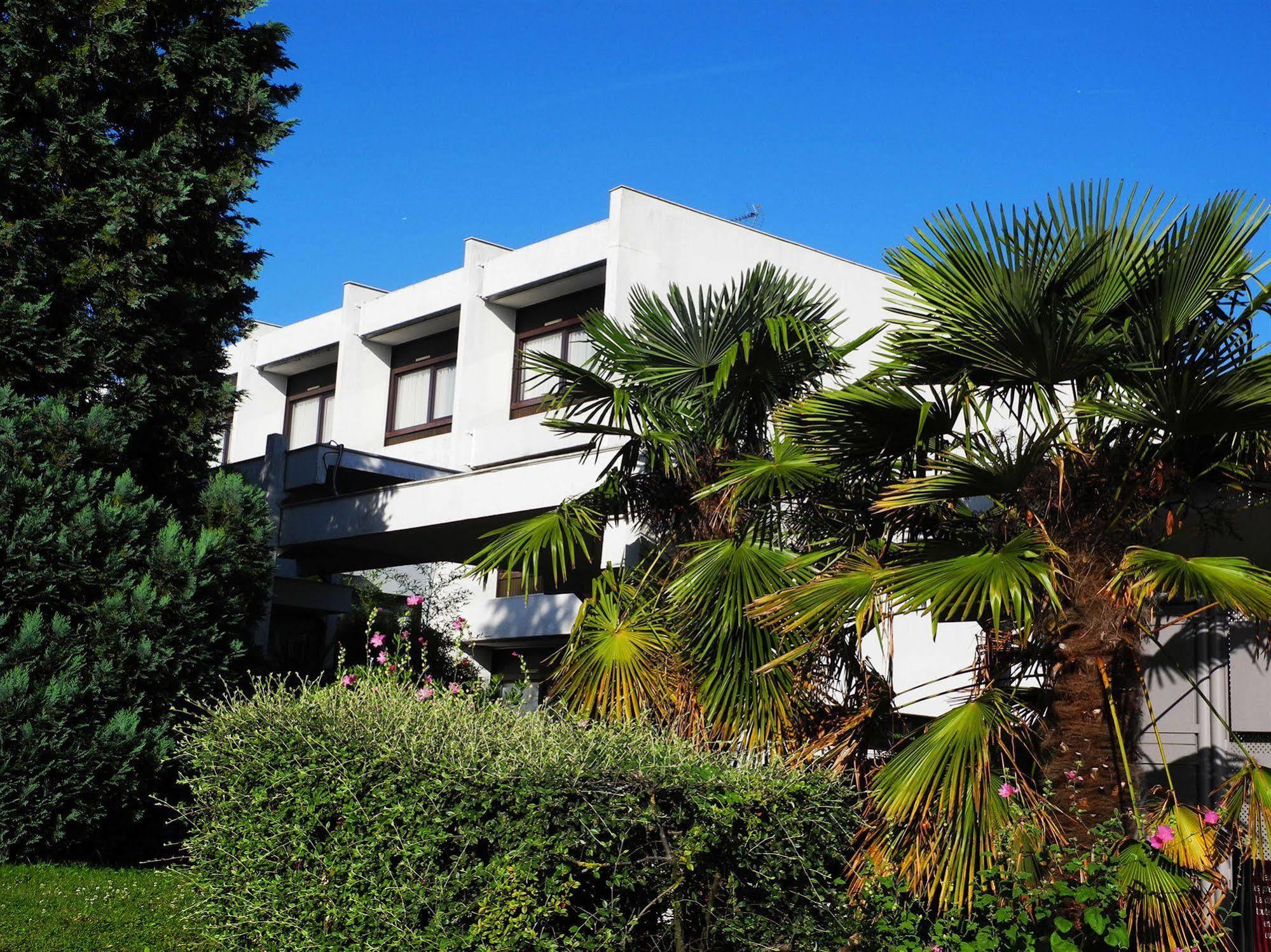 Hotel Villa Bellagio Blois By Popinns Ла-Шоссе-Сен-Виктор Экстерьер фото